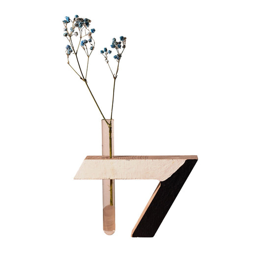 Tapyta švečianti medinė vaza, ąžuolas