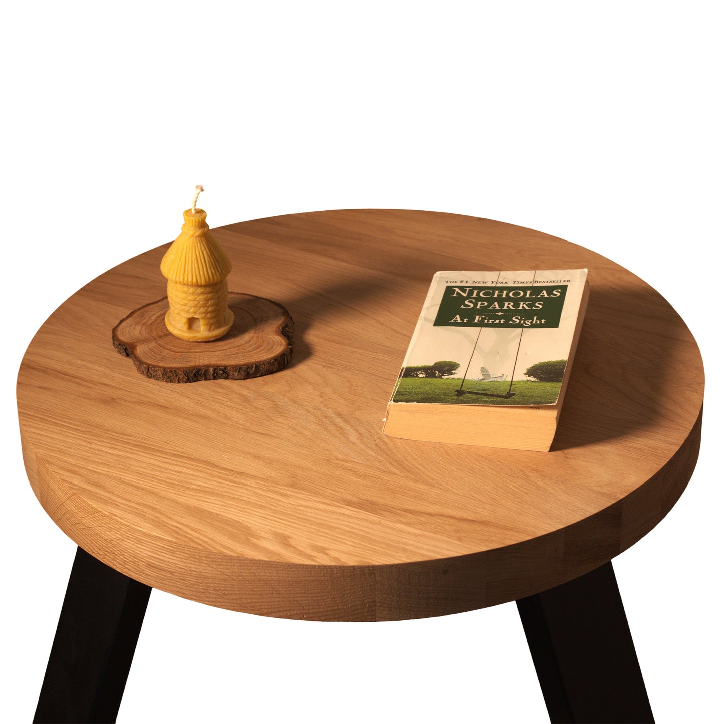 Modernus kavos staliukas, ažuolas